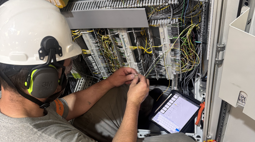 Retrofit elétrico e automação industrial